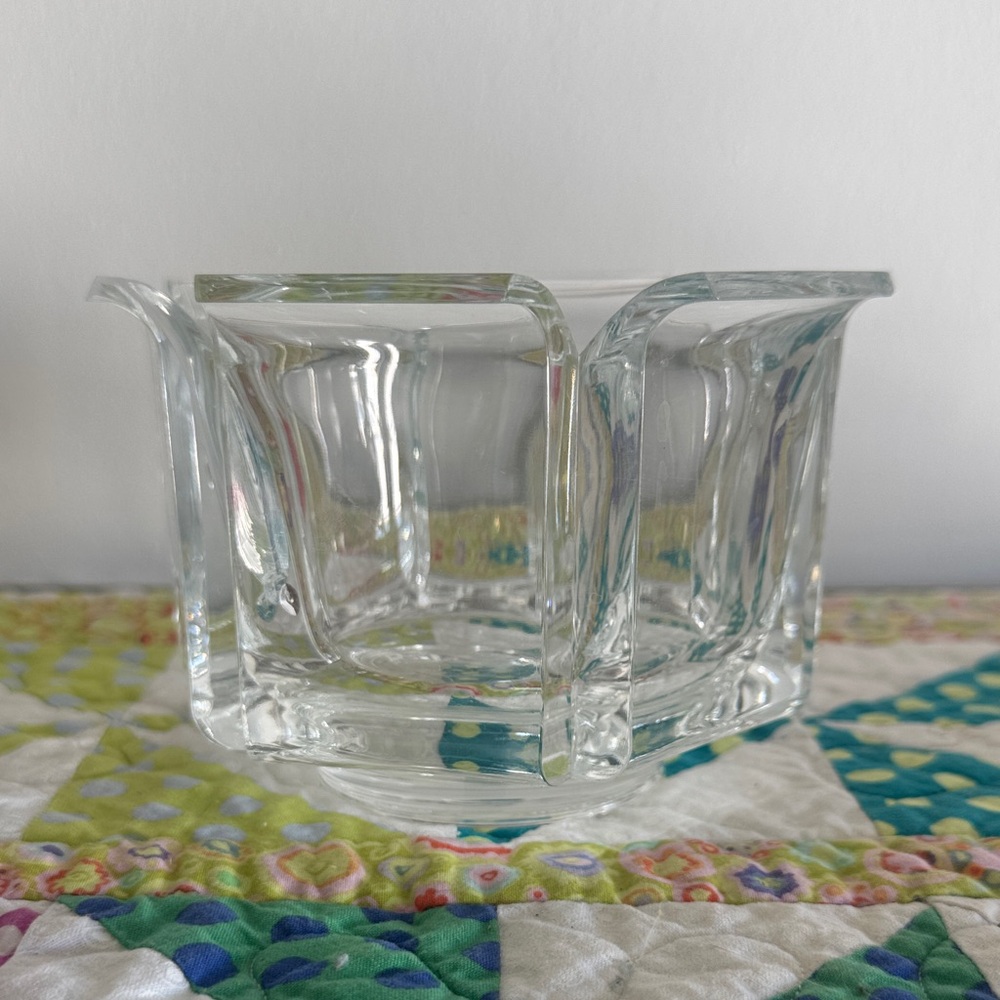 Vintage 1970s Grain Ware Lucite Acrylic Clear Regal Bowl 5.75”Diameter 4”T